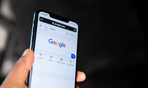 غوغل تطلق ميزة تدريب النطق بالذكاء الاصطناعي في غوغل ترجمة لتحسين مهارات التحدث لدى المستخدمين