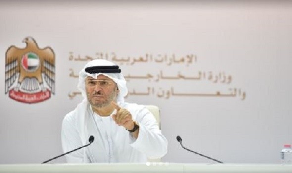 قرقاش يؤكد أن تأمين الملاحة في المضيق يعد عنصراً أساسياً لاستقرار المنطقة