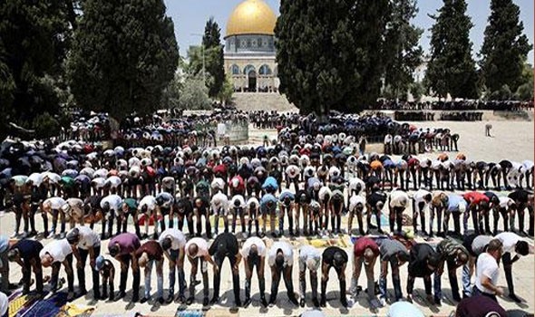 استنكار فلسطيني لقرار الاحتلال سقف صحن المسجد الإبراهيمي
