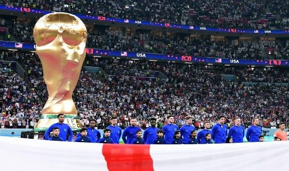 أصحاب الأرض في كأس العالم بين أمجاد التتويج ومرارة السقوط التاريخي