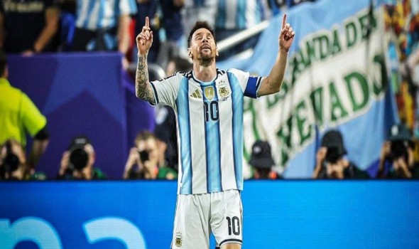 ميسي يكشف سبب دموعه عقب ثلاثيته في شباك الجزائر بكأس العالم 2026