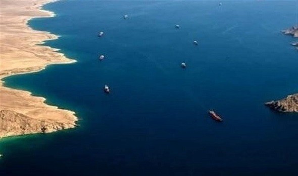 مسؤول إيراني يؤكد أن وضع هرمز لن يعود كما كان سواء تعاونت عمان أم لا